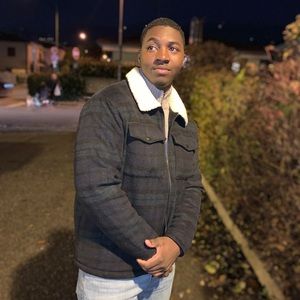 Meet your Posher, Aboubakar